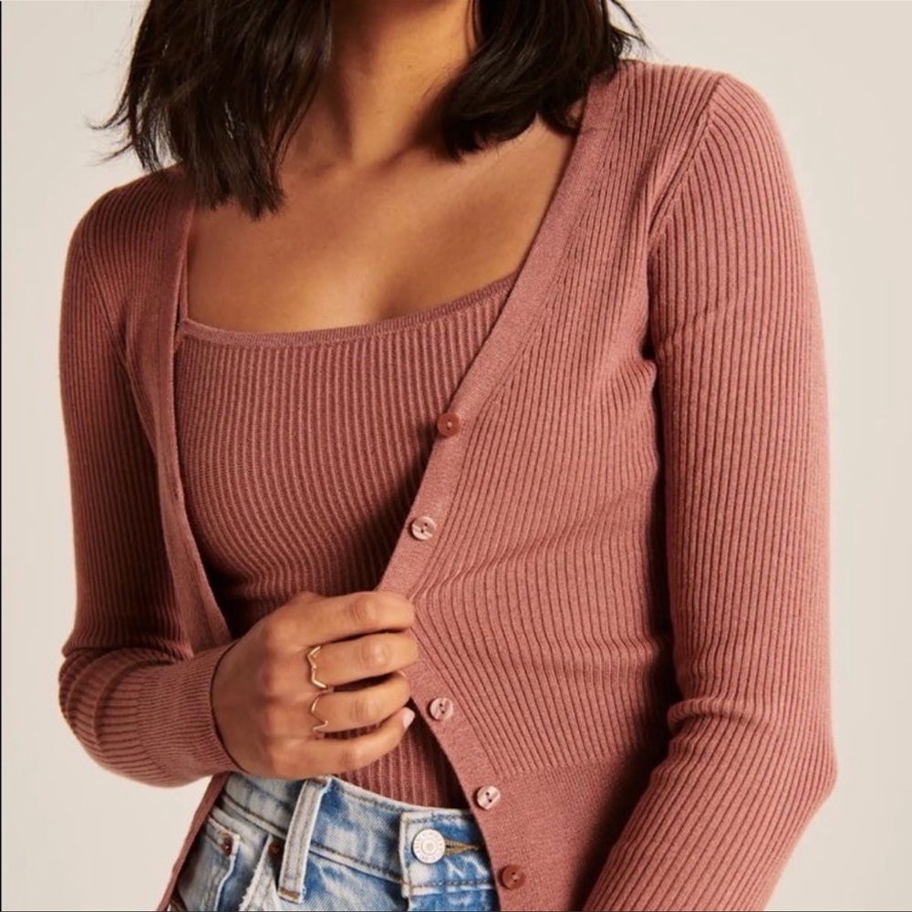 A&F Dusty Pink Slim V-Neck Cardigan and Ribbed Square Neck Cami Tank Set